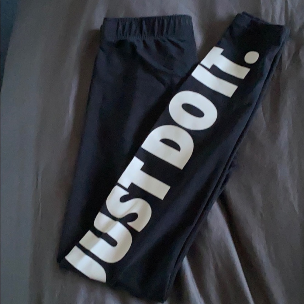 Nike black leggings